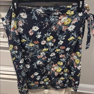 LOFT Yellow and White Asymmetrical Wrap Skirt